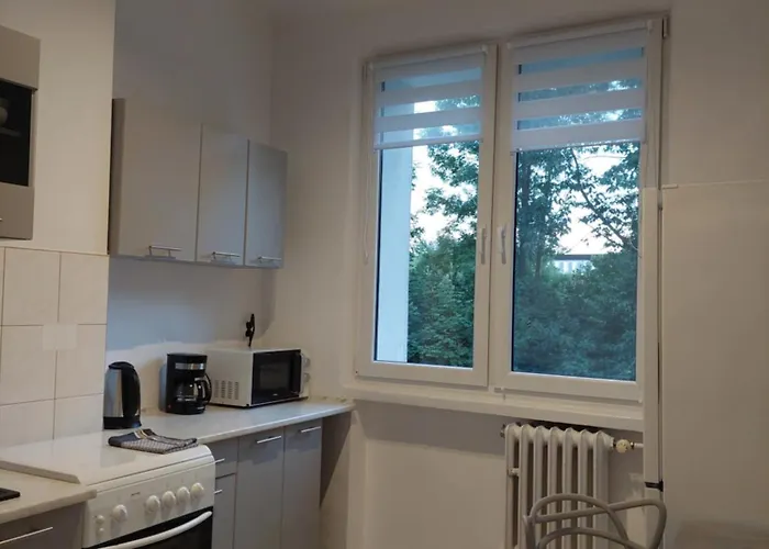 Aleja 29 Listopada Apartment